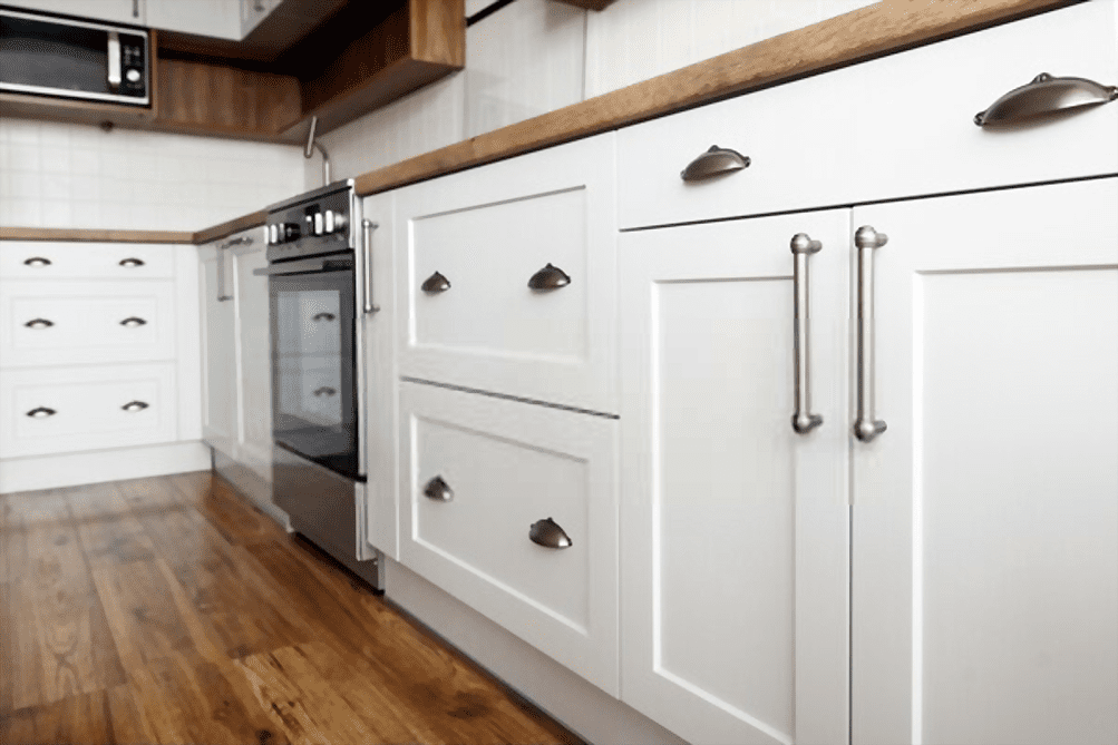 How To Clean Kitchen Cabinets, Best Way To Clean Kitchen Door Handles